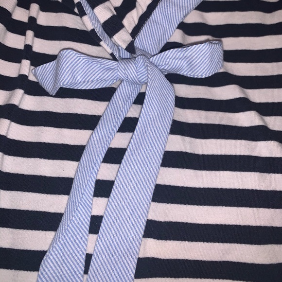 off the shoulder shirt - Picture 2 of 5